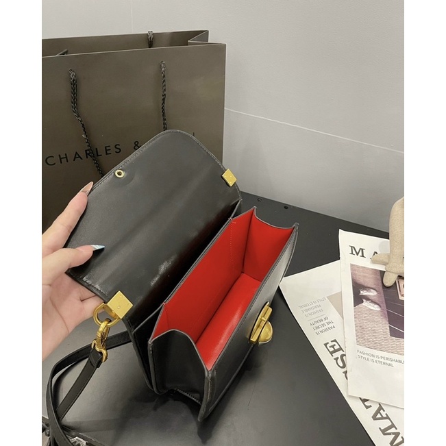 sale Túi xách đeo chéo khoá tròn pero size 22(hàng qc l1)