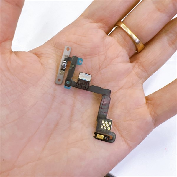 Dây nút nguồn ai phôn 11