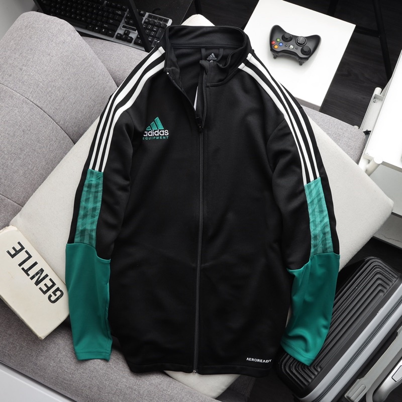 Sét áo quần thể thao