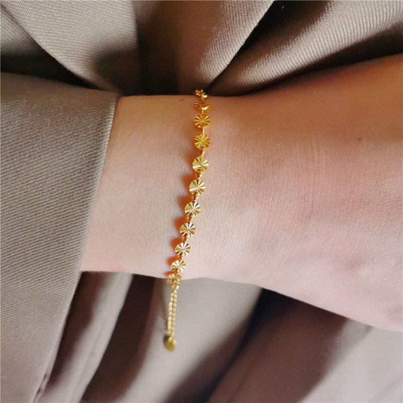 Lắc tay titan nữ không gỉ mạ vàng 18k thiết kế hình hoa phong cách ins hàn quốc nhẹ nhàng thanh lịch