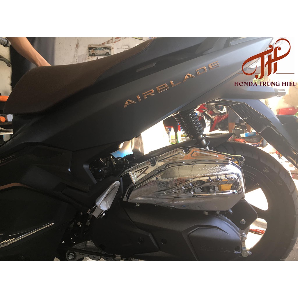 Phụ kiện Ốp che pô Air blade 2020-2021, quạt gió, pô e, dè trước sau Airblade crome