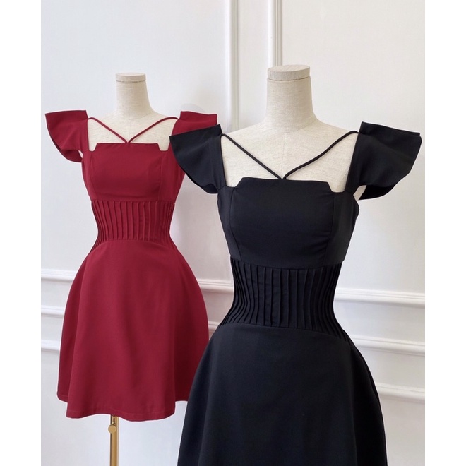 Đầm xoè eo xếp ly