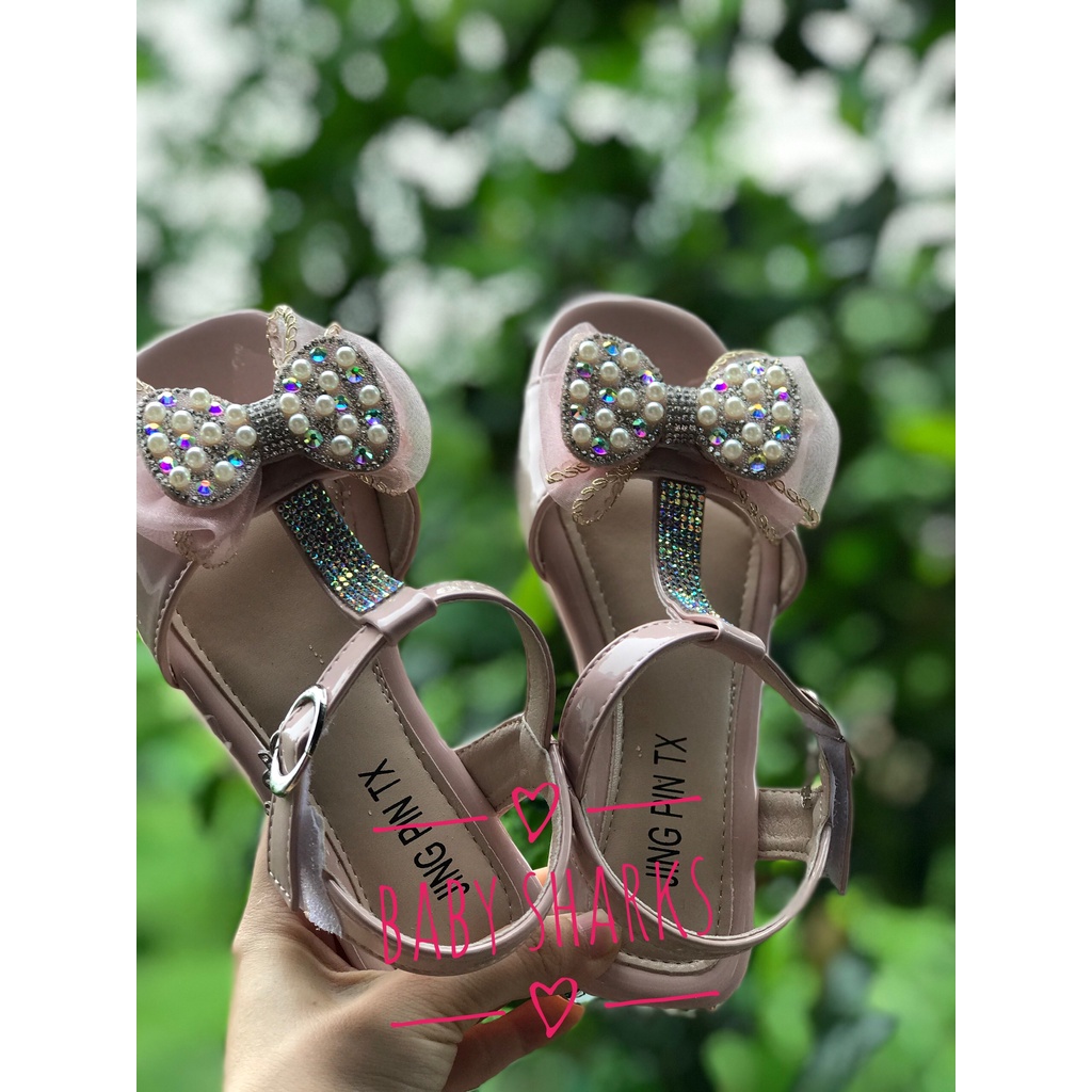 Dép cho bé đi học, sandal cho bé gái mã 8103
