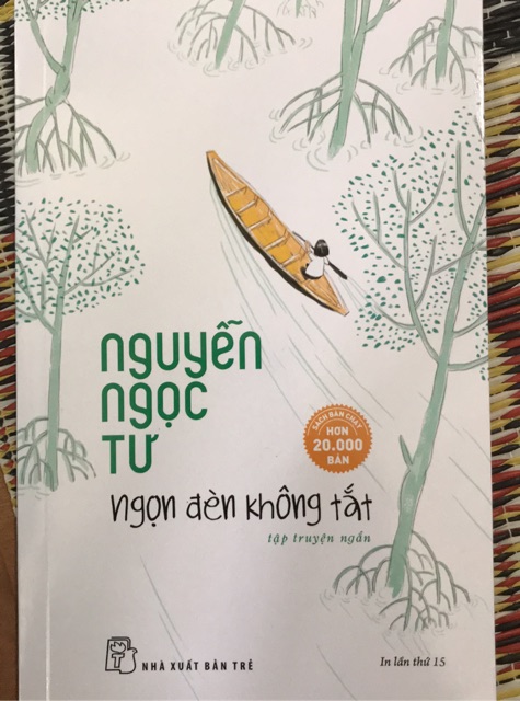 Sách - Ngọn Đèn Không Tắt (Tái Bản)