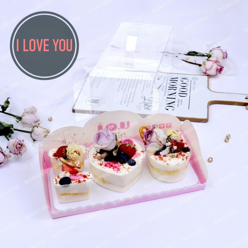 Khuôn bánh chữ I ❤ U, LOVE, Bộ khuôn bánh nhựa kèm hộp mica cho mùa lễ tình nhân
