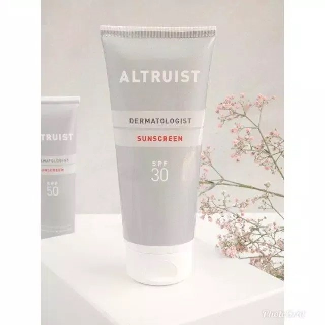 Kem chống nắng Altruist Dermatologist Sunscreen SPF 30 - SPF 50