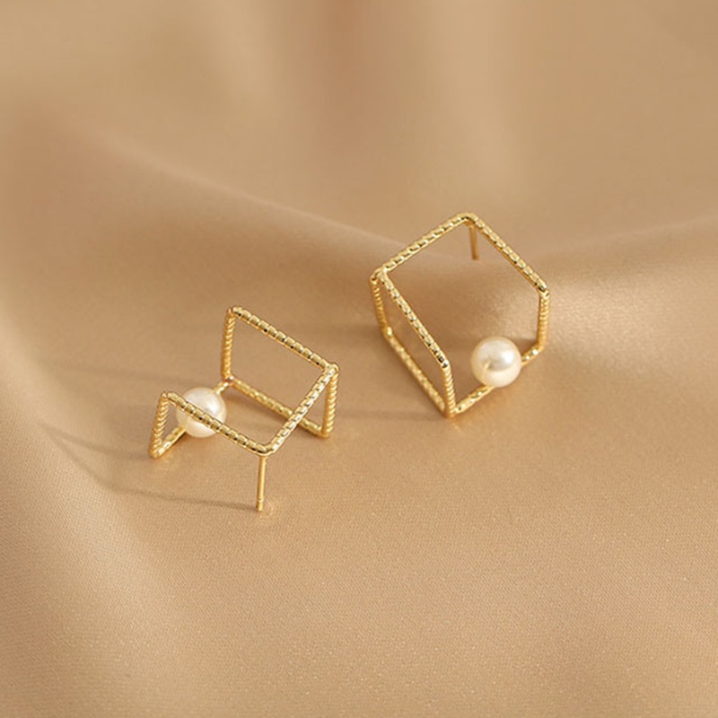 Khuyên Tai Kẹp Chống Muỗi Bằng Đồng Gọn Nhẹ Màu Sắc Nhẹ Nhàng Dành Cho Nữ