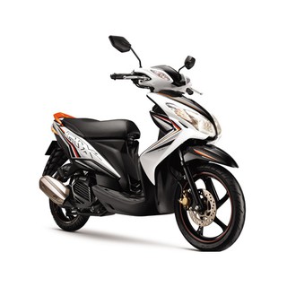 Mu rùa (Ốp đuôi) Luvias Yamaha Trắng