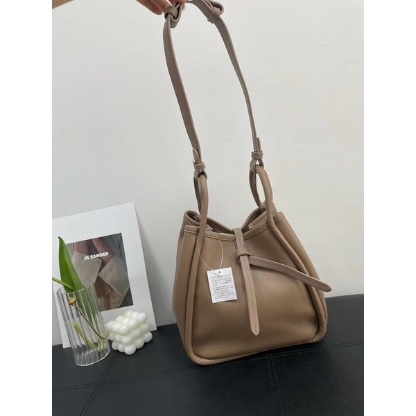 TNS-Túi bucket xách tay  leather bucket bag--tone nâu tỉramisu sang trọng