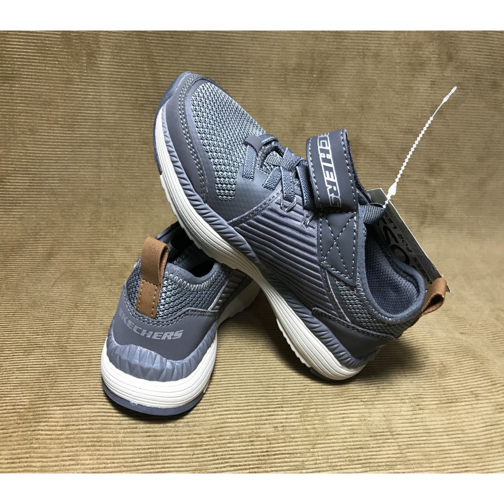 Giày sneaker thể thao bé trai 4-4.5 tuổi hiệu Skechers màu xám size ( US) 11 chính hãng