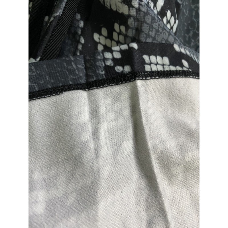 Váy rắn thể thao Adidas