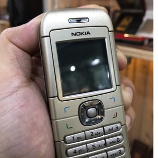 ĐIỆN THOẠI NOKIA 6030 ZIN
