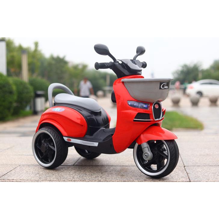 Xe máy điện đồ chơi 3 bánh CHIWA cho bé vui chơi ngoài trời