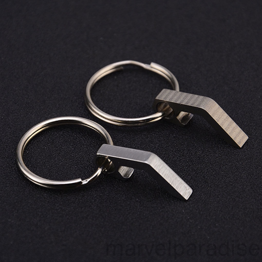 Dụng cụ mở nắp chai bia mini bằng hợp kim titan kèm móc khóa tiện dụng