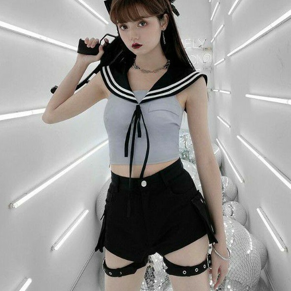 [ Mã FAMAYWA giảm 10K đơn 50K] Quần shorts kaki lưng cao "cut out " mẫu mới. | BigBuy360 - bigbuy360.vn