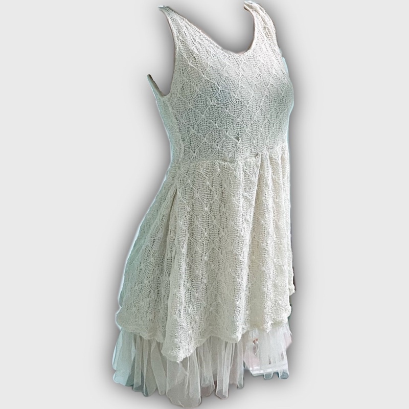 Đầm fairy xinh màu be hợp đi rừng rú