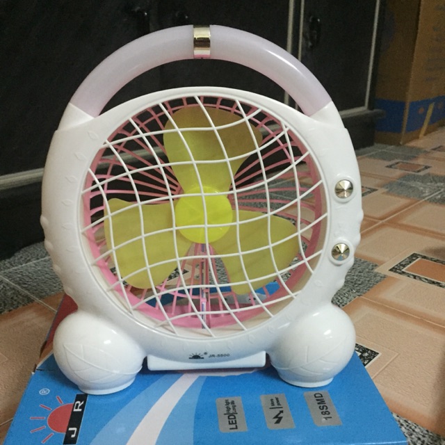 Quạt tích điện mini JR-5500