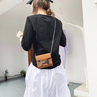 Túi chữ h mini dây xích trắng