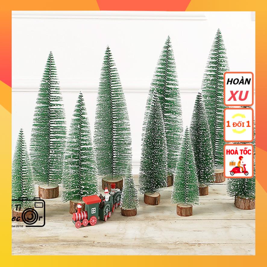 Cây thông tuyết trang trí Noel, nhà cửa, cửa hàng, decor chụp ảnh