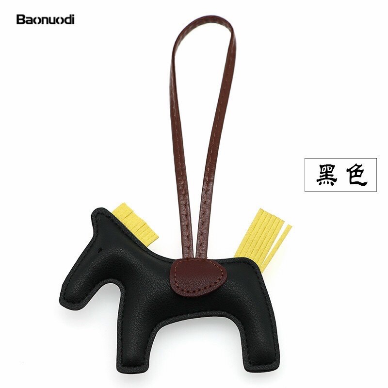 Ngựa treo túi xịn xò