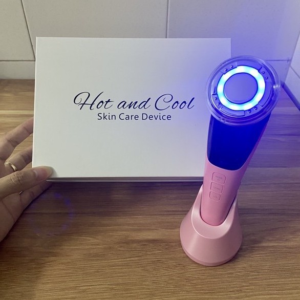 Máy massage mặt nóng lạnh⭐KÈM QUÀ TẶNG⭐Đẩy sâu tinh chất điện di,trị liệu ánh sáng sinh học [ILF-9001][Bảo hành 6 tháng] | BigBuy360 - bigbuy360.vn