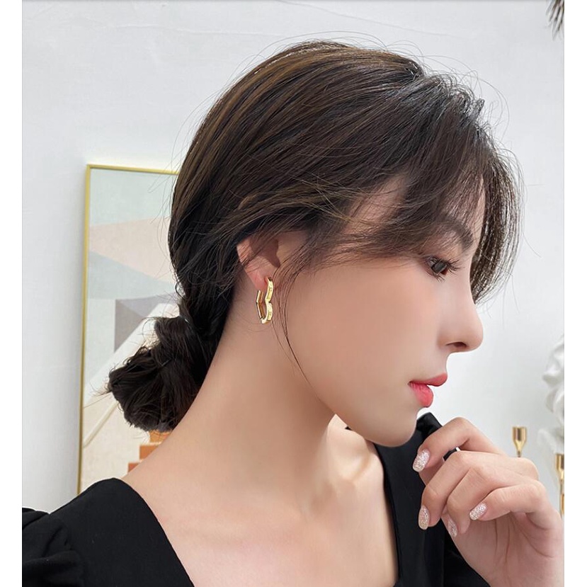 Khuyên Tai Vàng Tình Yêu Hàn Quốc Mới