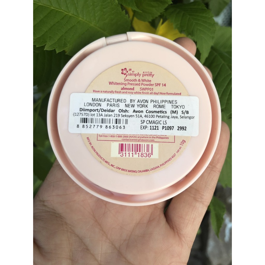 Phấn nền Avon Simply Pretty tone tự nhiên - hộp hông nhạt | BigBuy360 - bigbuy360.vn