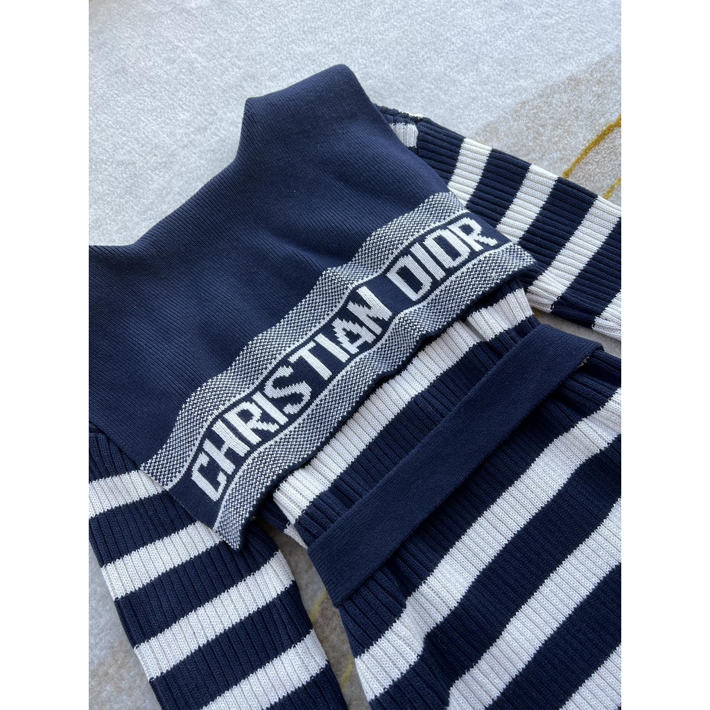 Áo khoác len nữ Dior cao cấp quý phái cuốn hút | BigBuy360 - bigbuy360.vn