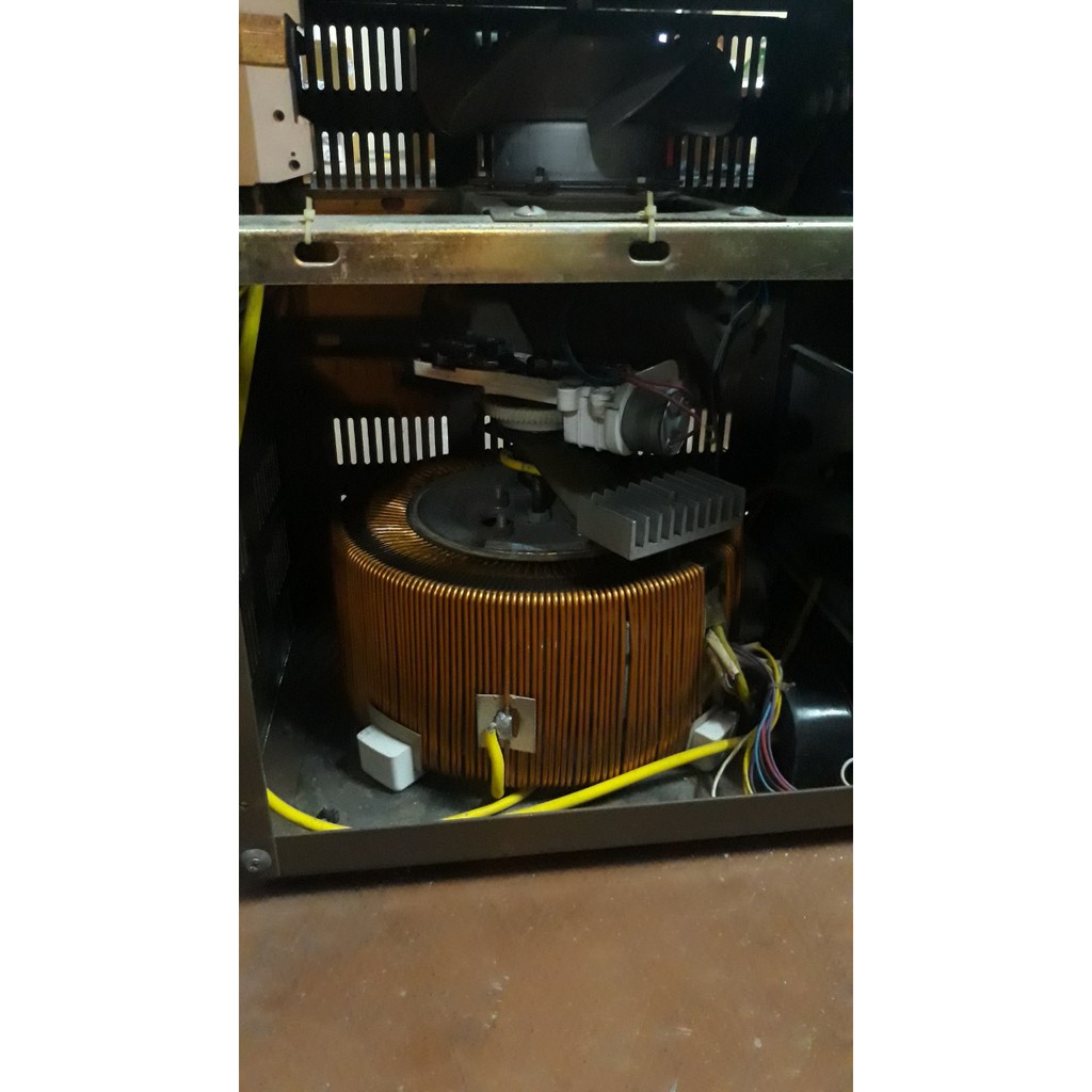 ỔN ÁP LIOA 7.5KW, GIẢI 50-250V  hàng cũ