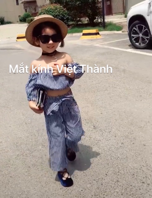 Kính V cho bé và Ba mẹ cao cấp