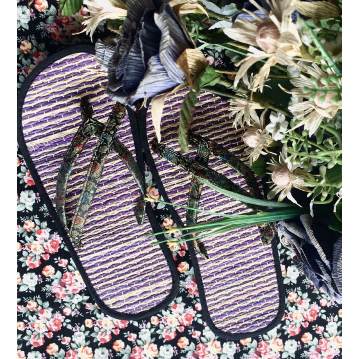 Dép chiếu hẹ 3d