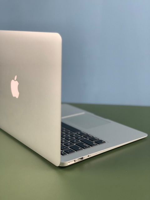 Macbook Air 2017 MQD32 13”