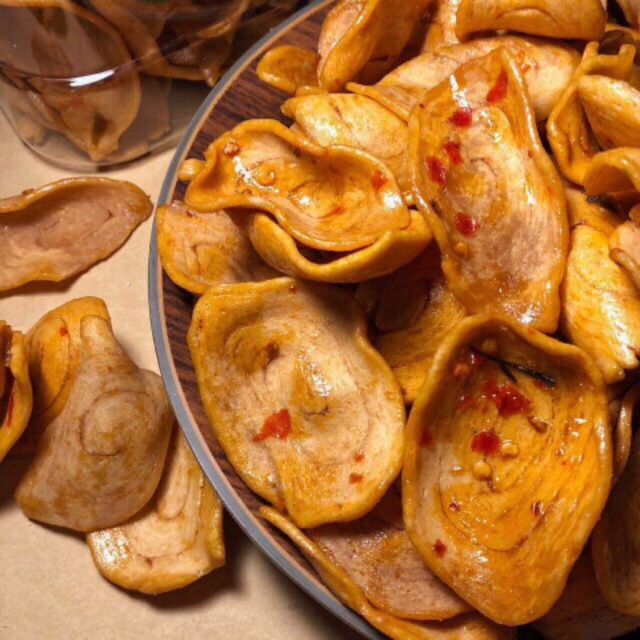 Combo 1.5kg bánh tai heo sốt cay giòn