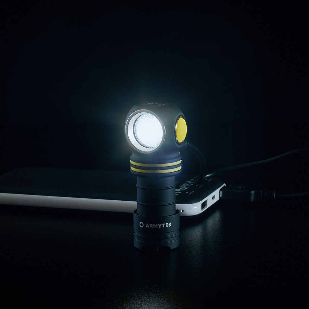 Đèn Pin Armytek Elf C1