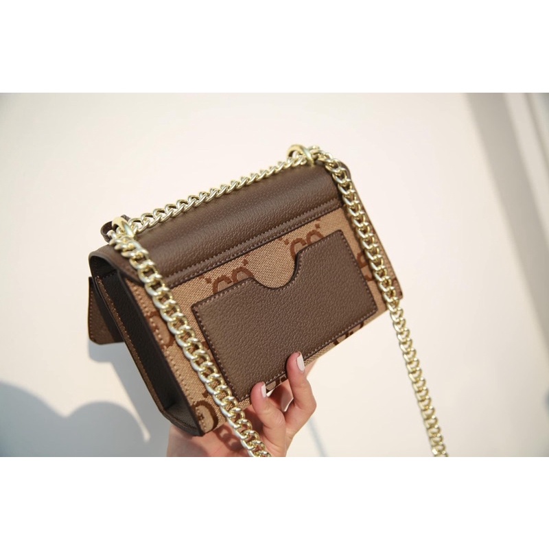 Túi GC khoá bấm xích vàng