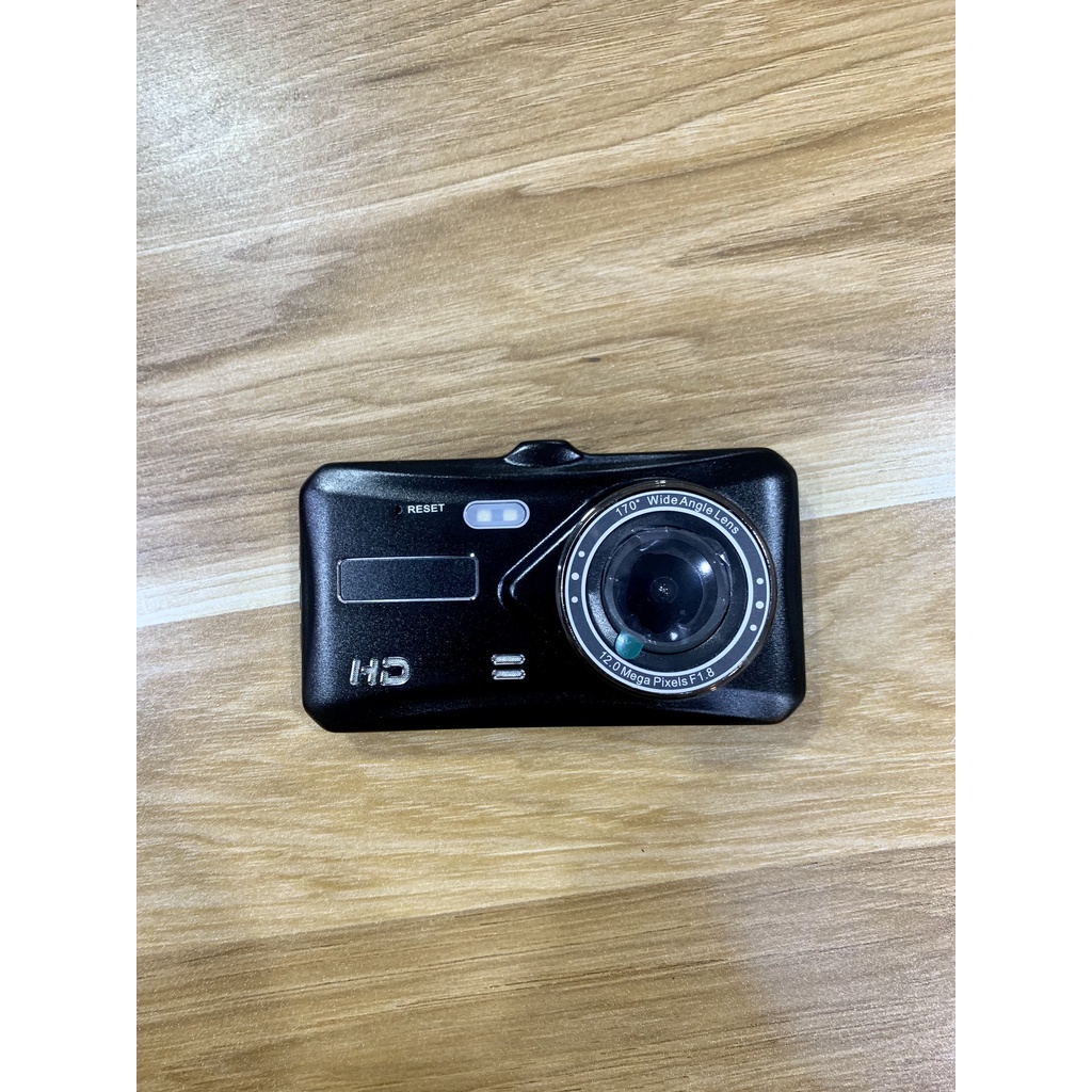 Camera hành trình X4 XETABON , cảm ứng 4 inch full HD, quay hình trước sau cùng lúc, cảnh báo va chạm phía trước