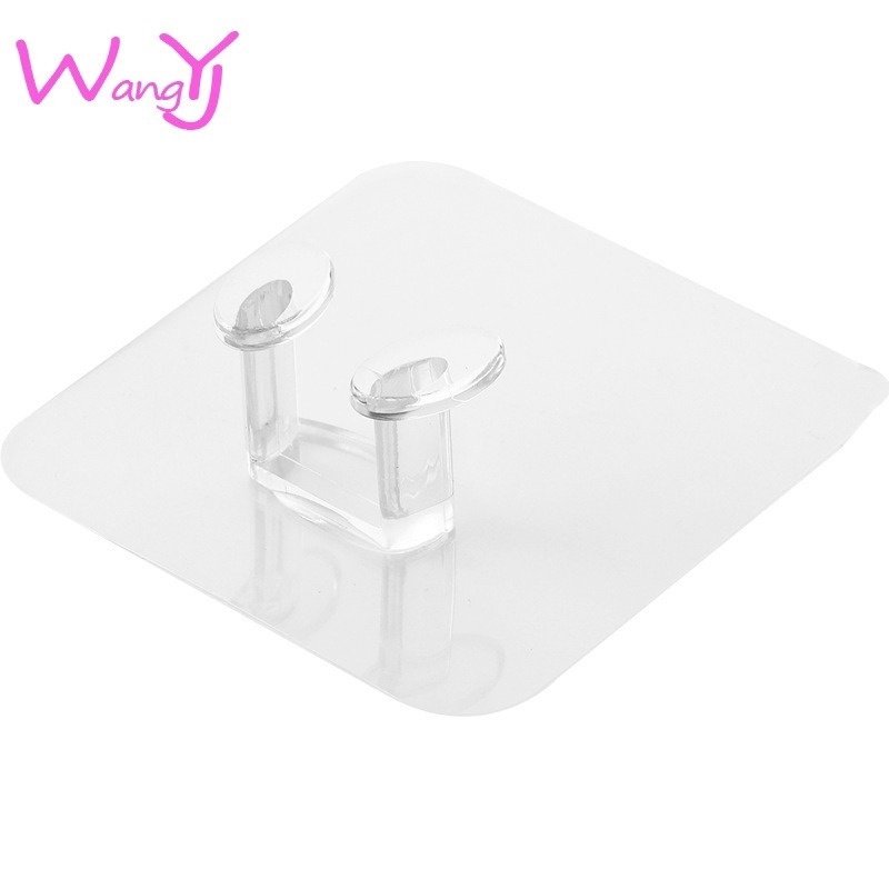 Giá đỡ phích cắm USB dán tường tiện dụng cho gia đình