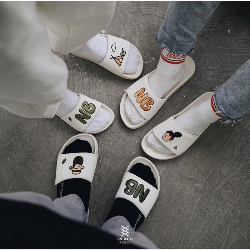 Dép quai ngang cao 2cm màu kem họa tiết N.B lều / boy / girl – Hỗ trợ đổi size/tặng kèm box – Deco.saigon