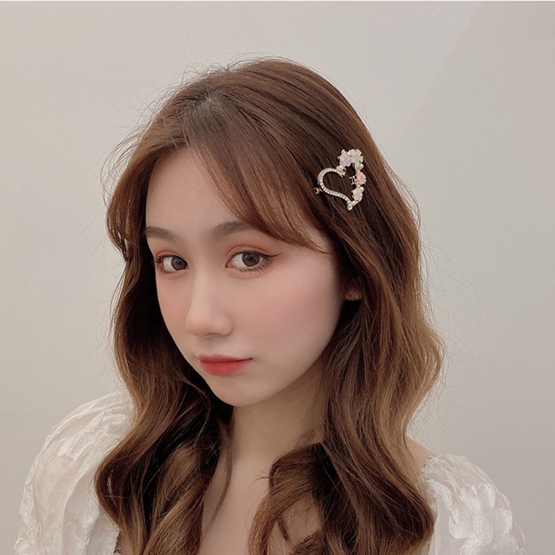 Kẹp tóc đính đá phong cách Hàn duyên dáng sành điệu cho nữ