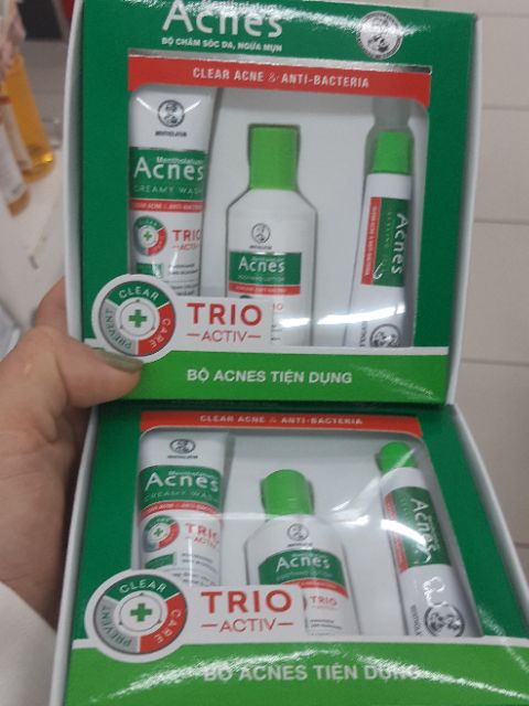 Bộ sản phẩm acnes làm sạch mụn Trio