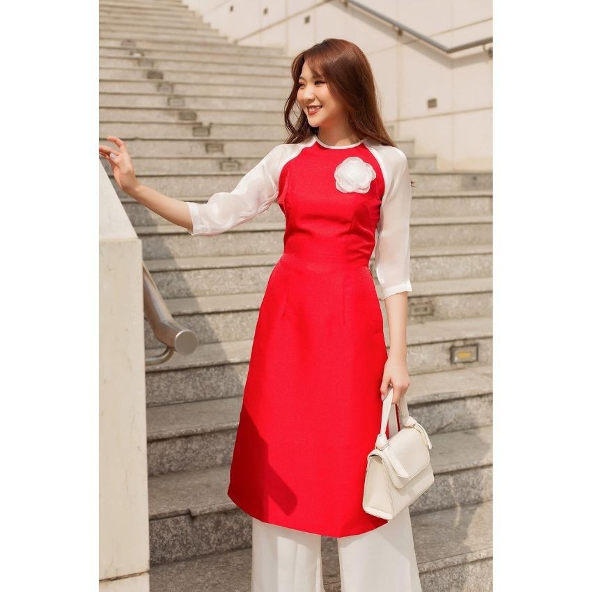 Áo Dài Cách Tân Chất Taffta Phối Tay Voan Tơ Kèm Hoa Cài Áo Màu Đỏ +  Nâu Sang Trọng, Quý Phái. | BigBuy360 - bigbuy360.vn