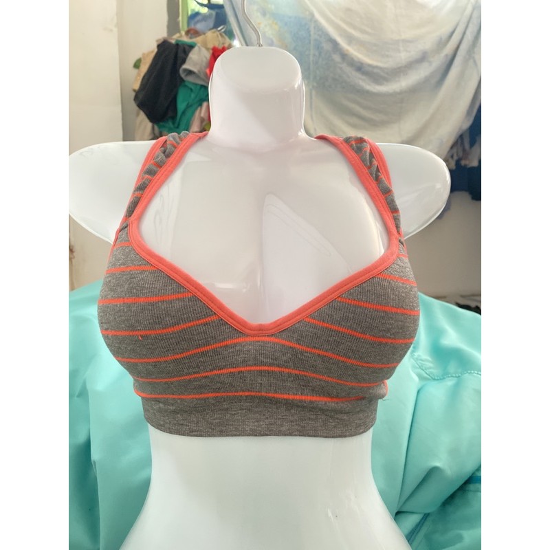 THANH LÝ TỦ ĐỒ: ÁO TẬP size M/L