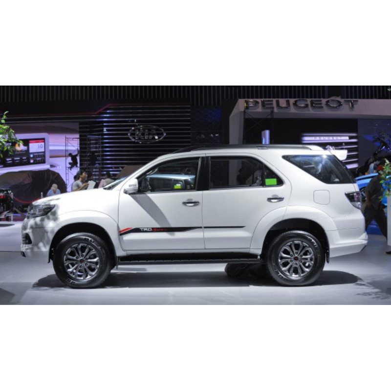 TEM TRD Fortuner (giảm giá khủng)