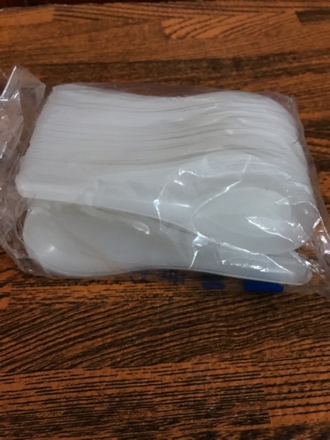 100 Thìa nhựa ngắn Tiến Đức, thìa xôi, chè, dùng hàng quán