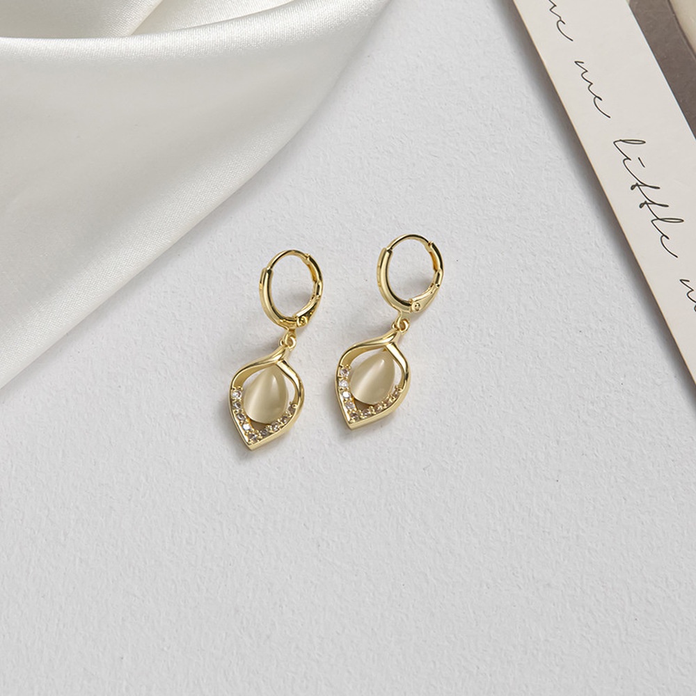 Bông Tai Hình Giọt Nước Đính Đá Opal Sang Trọng