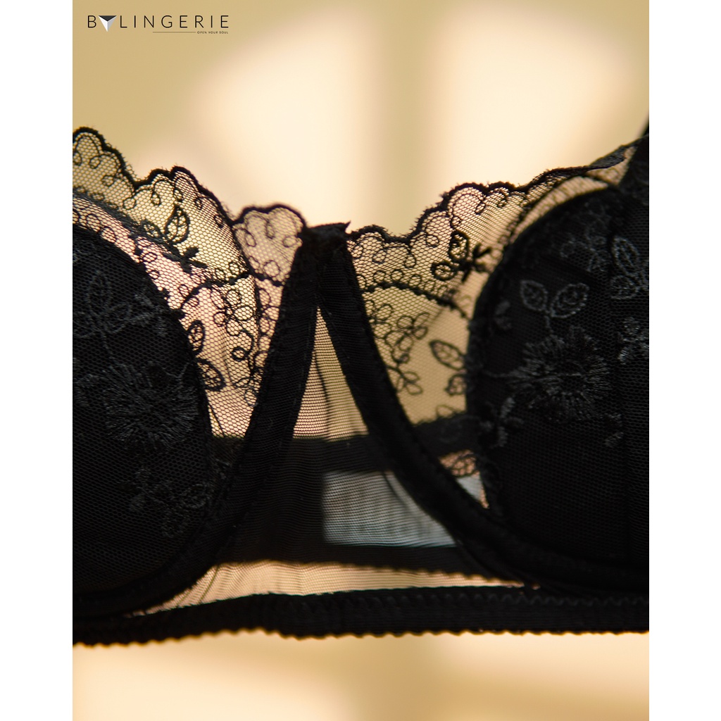 Áo lót ren nữ BY LINGERIE màu đen không gọng mút mỏng B305