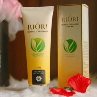 Sữa rửa mặt thảo dược Riori- Herbal Cleanser