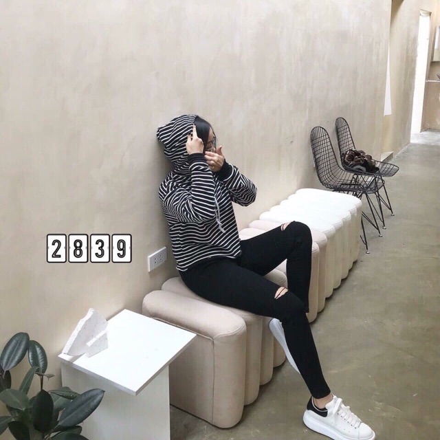 Quần jeans basic trơn _ rách gối _ Hàng cao cấp