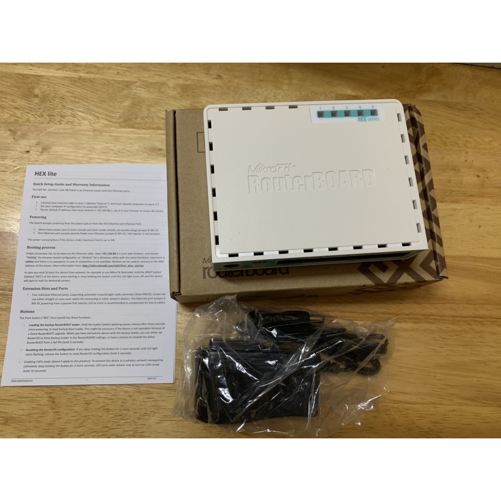 Thiết bị Router MikroTik RB750r2