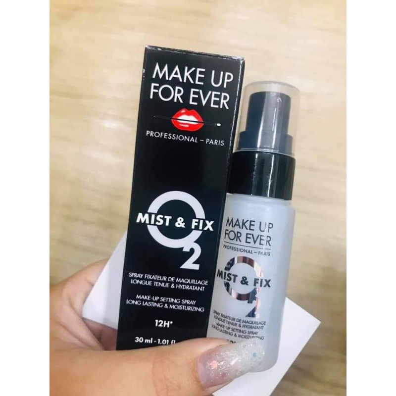 Xịt giữ lớp trang điểm Make Up Forever 30ml